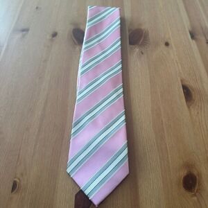 Donald J Trump Signature Collection Pink Silver Striped Silk Tie Mens Necktie
